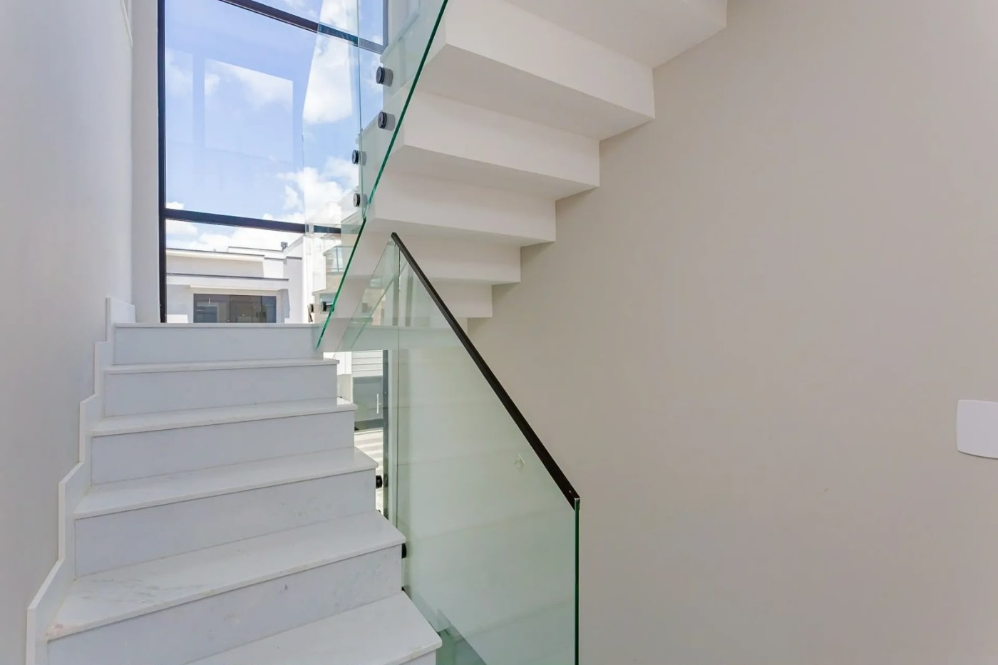 Casa, 3 quartos, 244 m² - Foto 3
